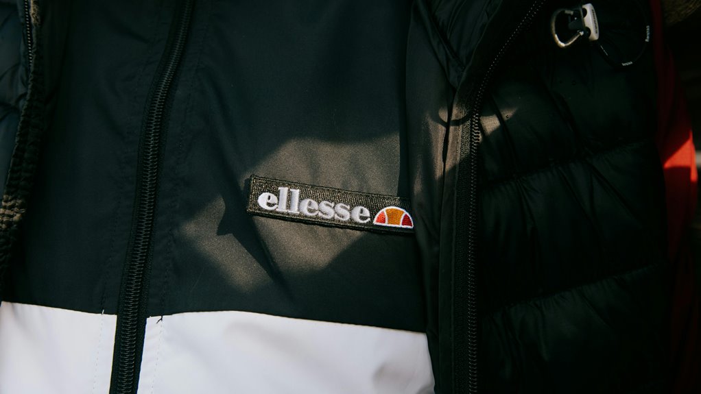 custom logo patch design